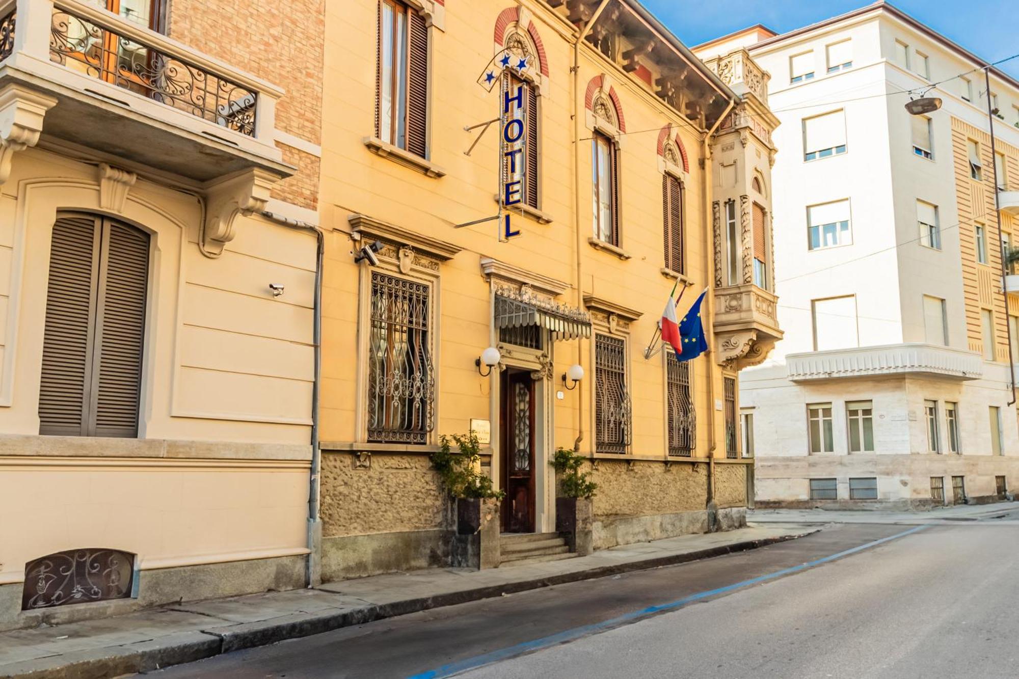 Hotel Principi D'Acaja Торино Екстериор снимка