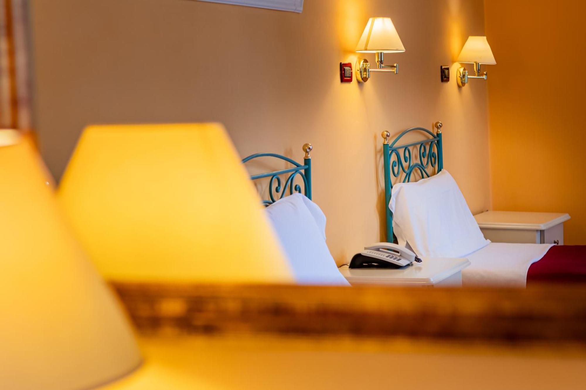 Hotel Principi D'Acaja Торино Екстериор снимка
