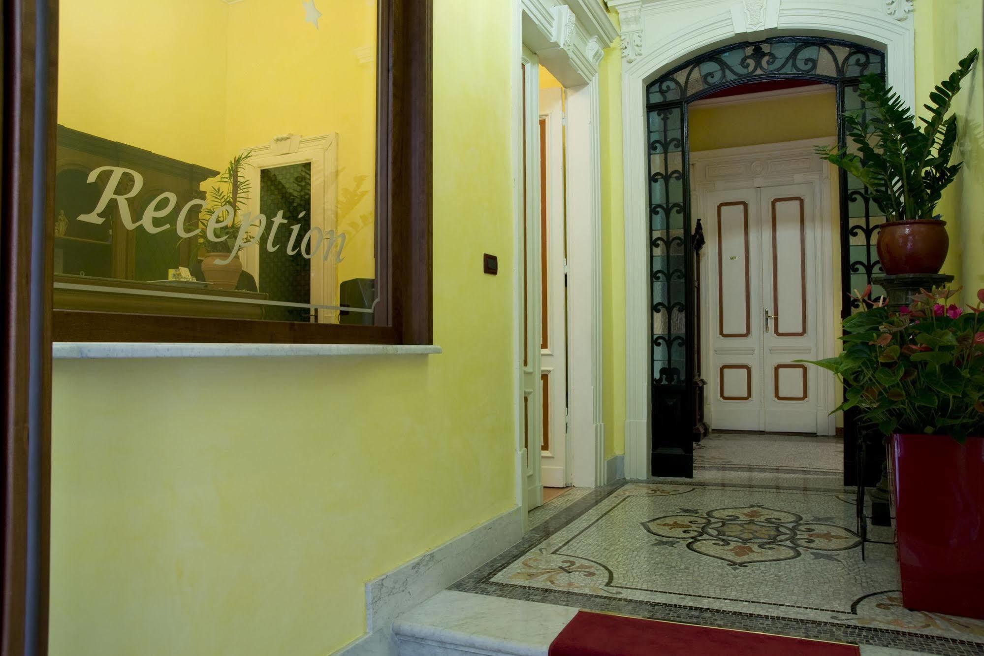 Hotel Principi D'Acaja Торино Екстериор снимка
